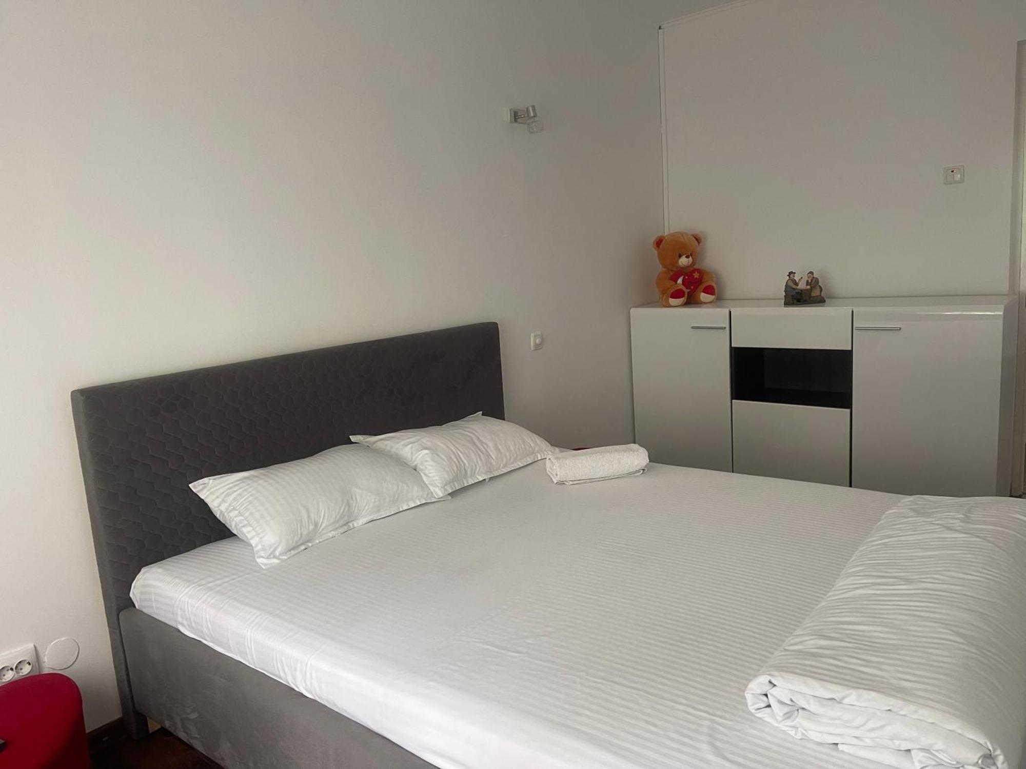 Carlitos Apt Râmnicu Vâlcea 외부 사진