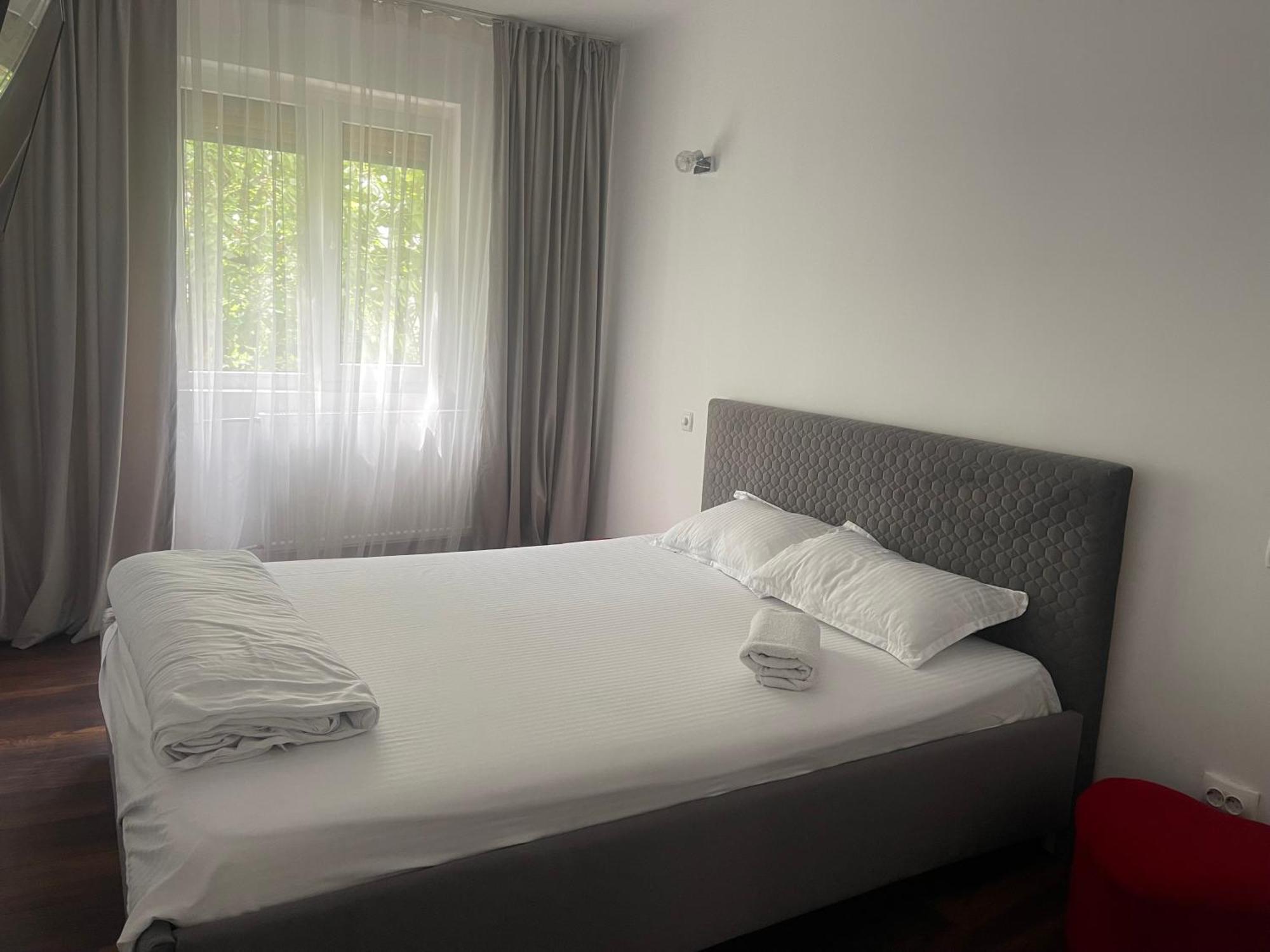 Carlitos Apt Râmnicu Vâlcea 외부 사진